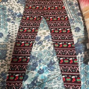 Girls' Black & Red Holiday Print Leggings